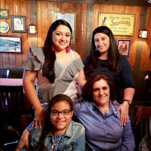 Meet your Posher, Mariela